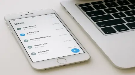 Why Iceberg Mail Outpaces Competitors in Speed and Simplicity